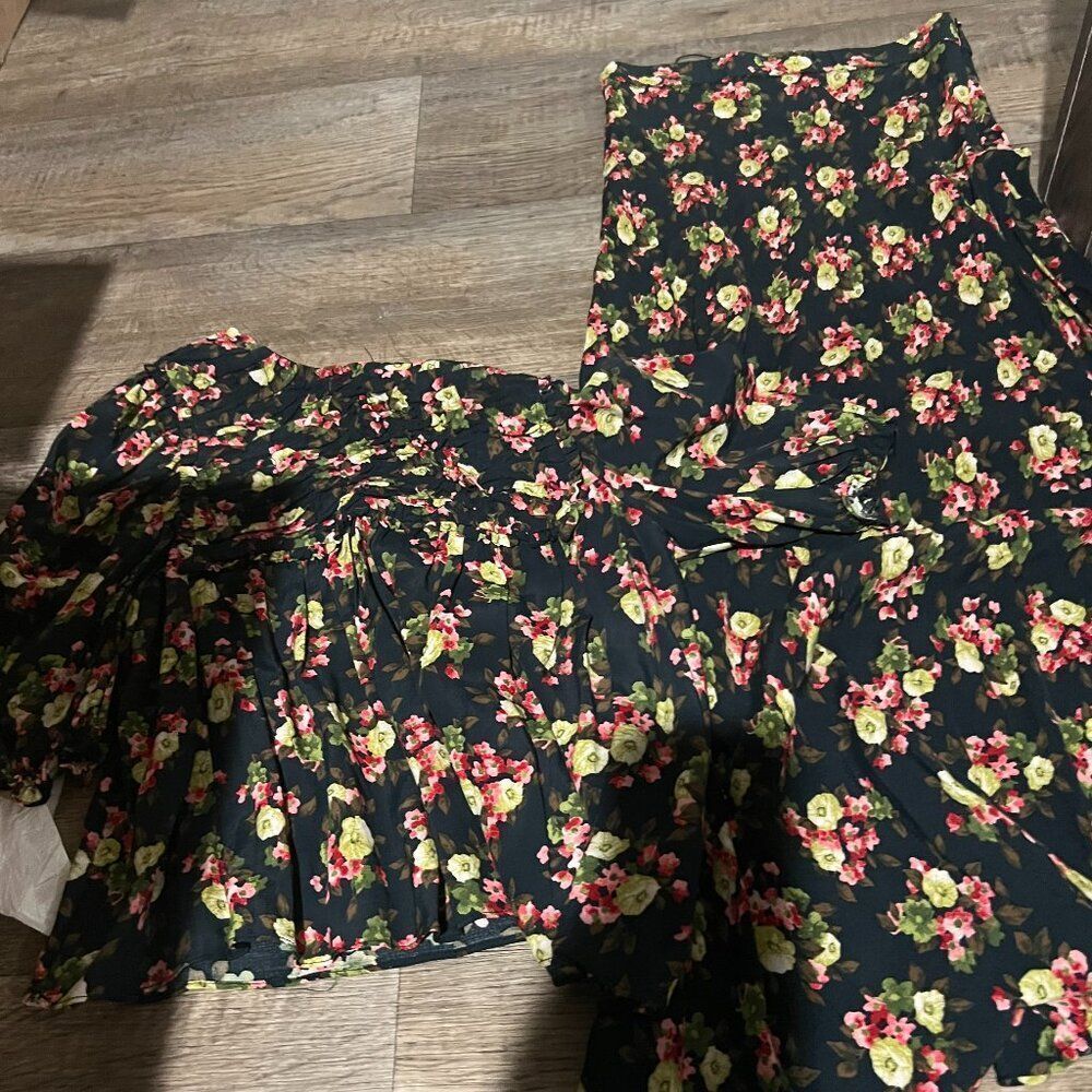 Zara 2 piece floral outfit xs/s